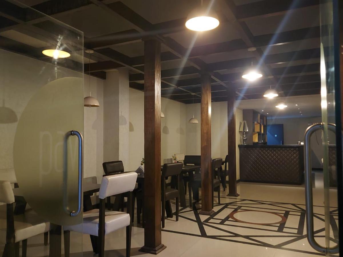 Orbit Hotel - Bagdogra Экстерьер фото