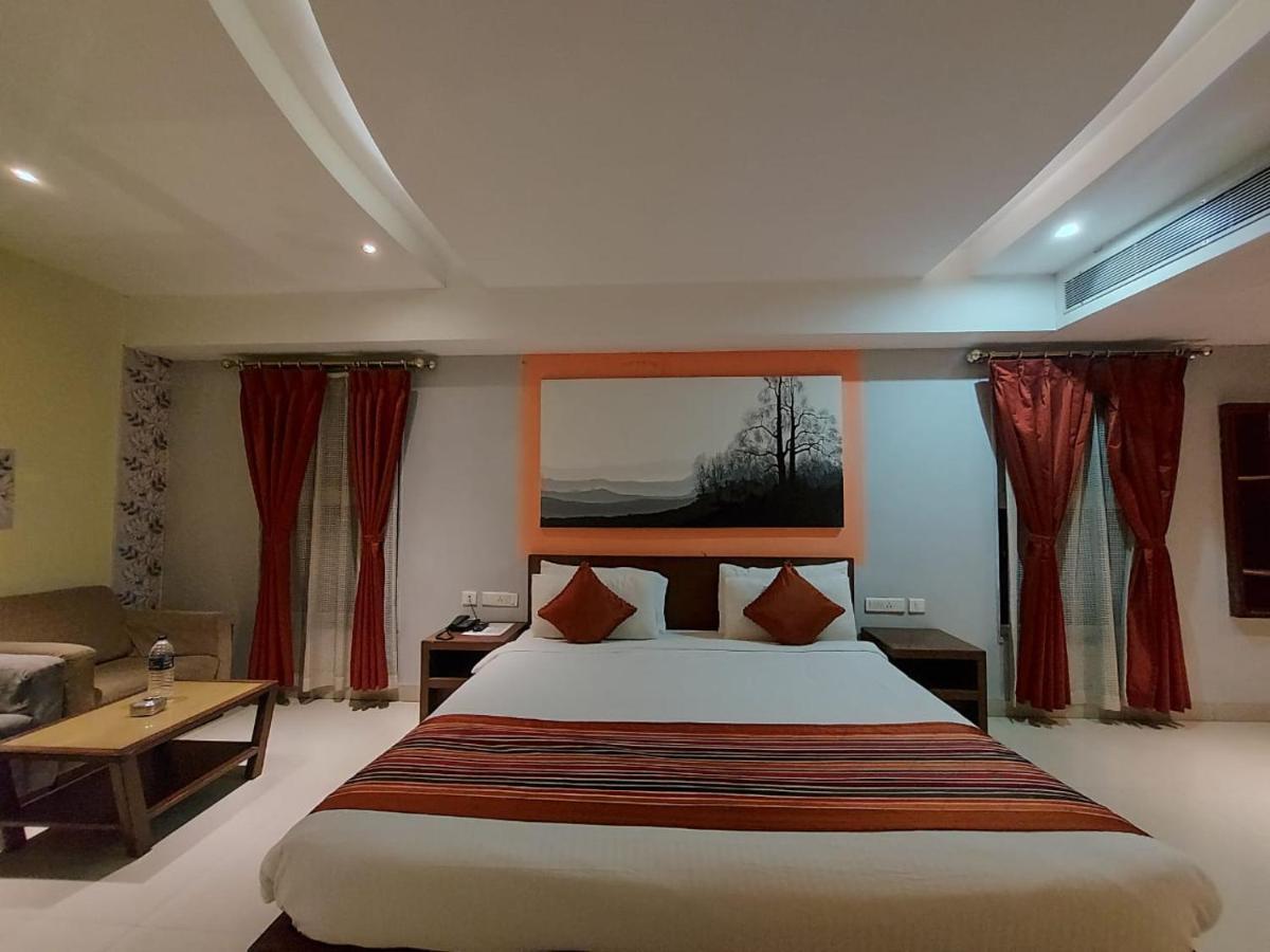 Orbit Hotel - Bagdogra Экстерьер фото